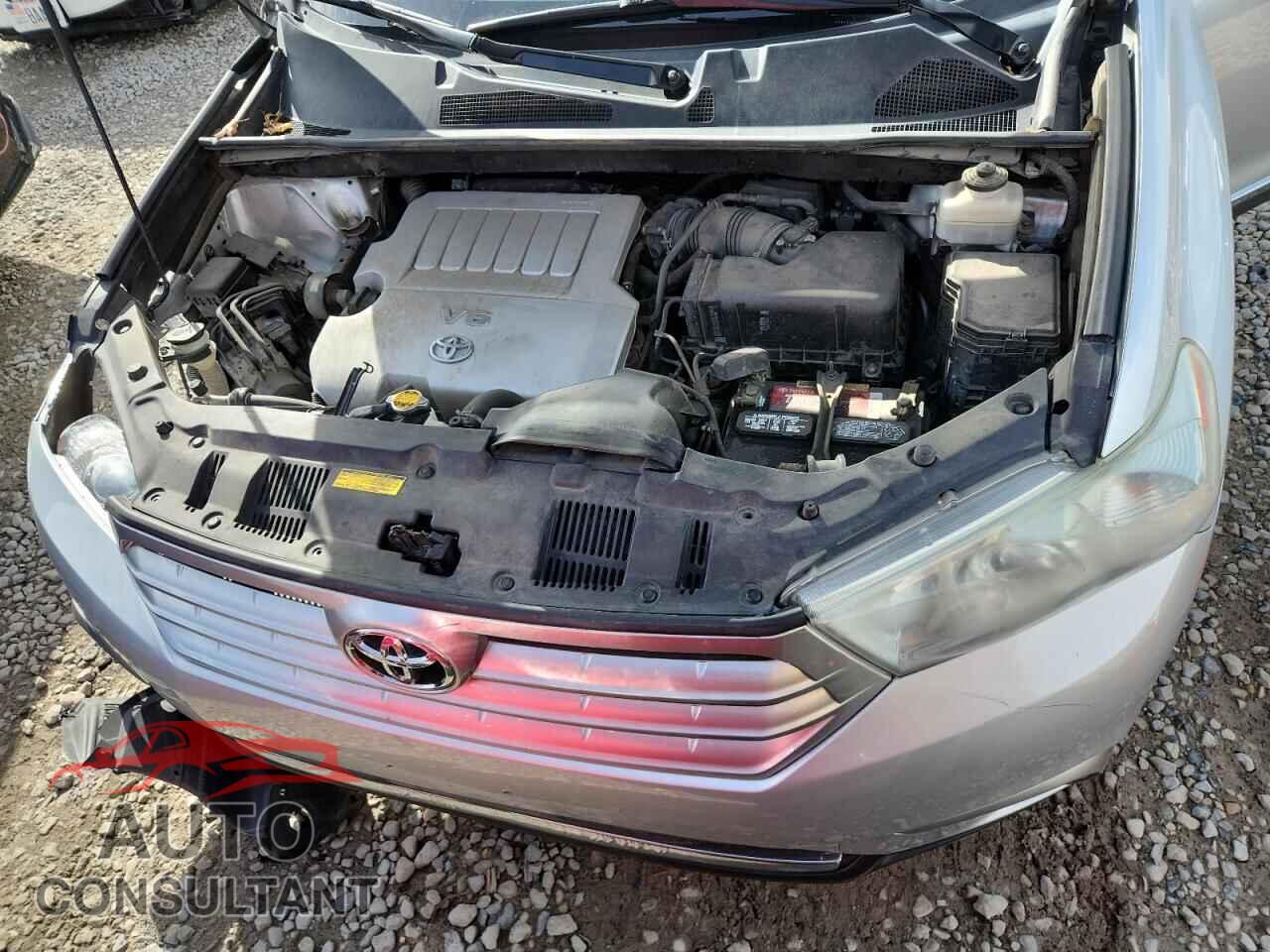 TOYOTA HIGHLANDER 2013 - 5TDBK3EH8DS203255