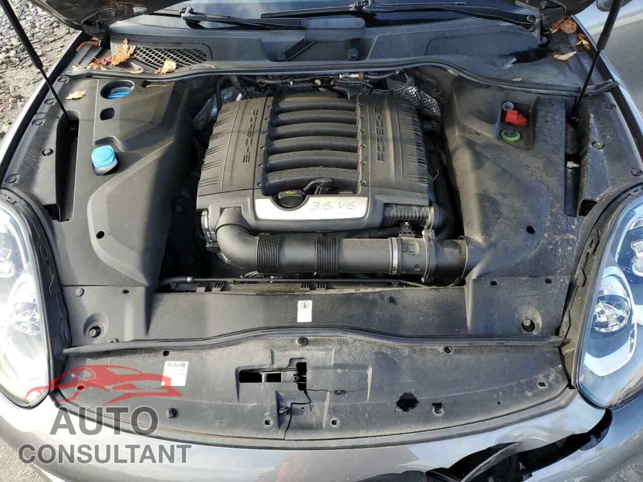 PORSCHE CAYENNE 2018 - WP1AA2A25JKA05180