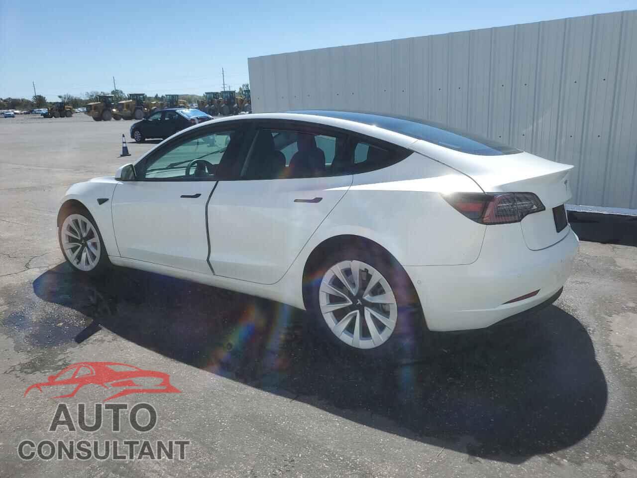 TESLA MODEL 3 2022 - 5YJ3E1EA3NF370180