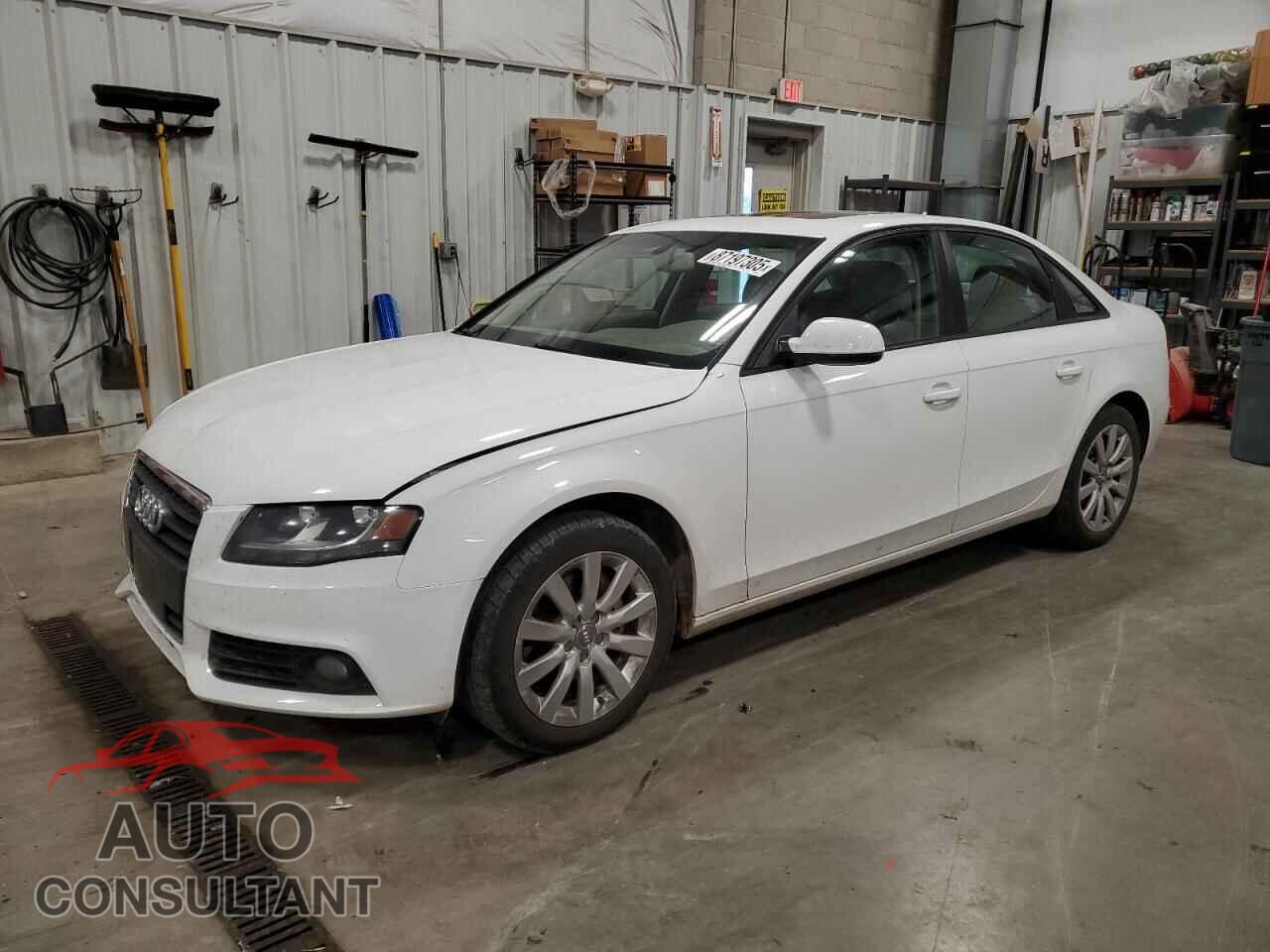 AUDI A4 2012 - WAUBFAFL7CN020037