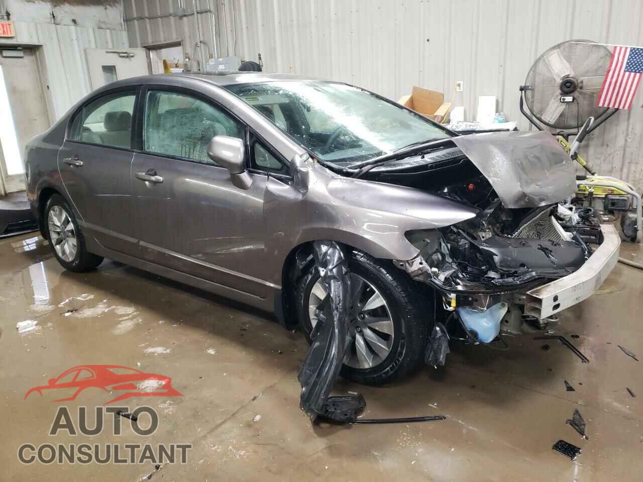 HONDA CIVIC 2010 - 19XFA1F8XAE024115