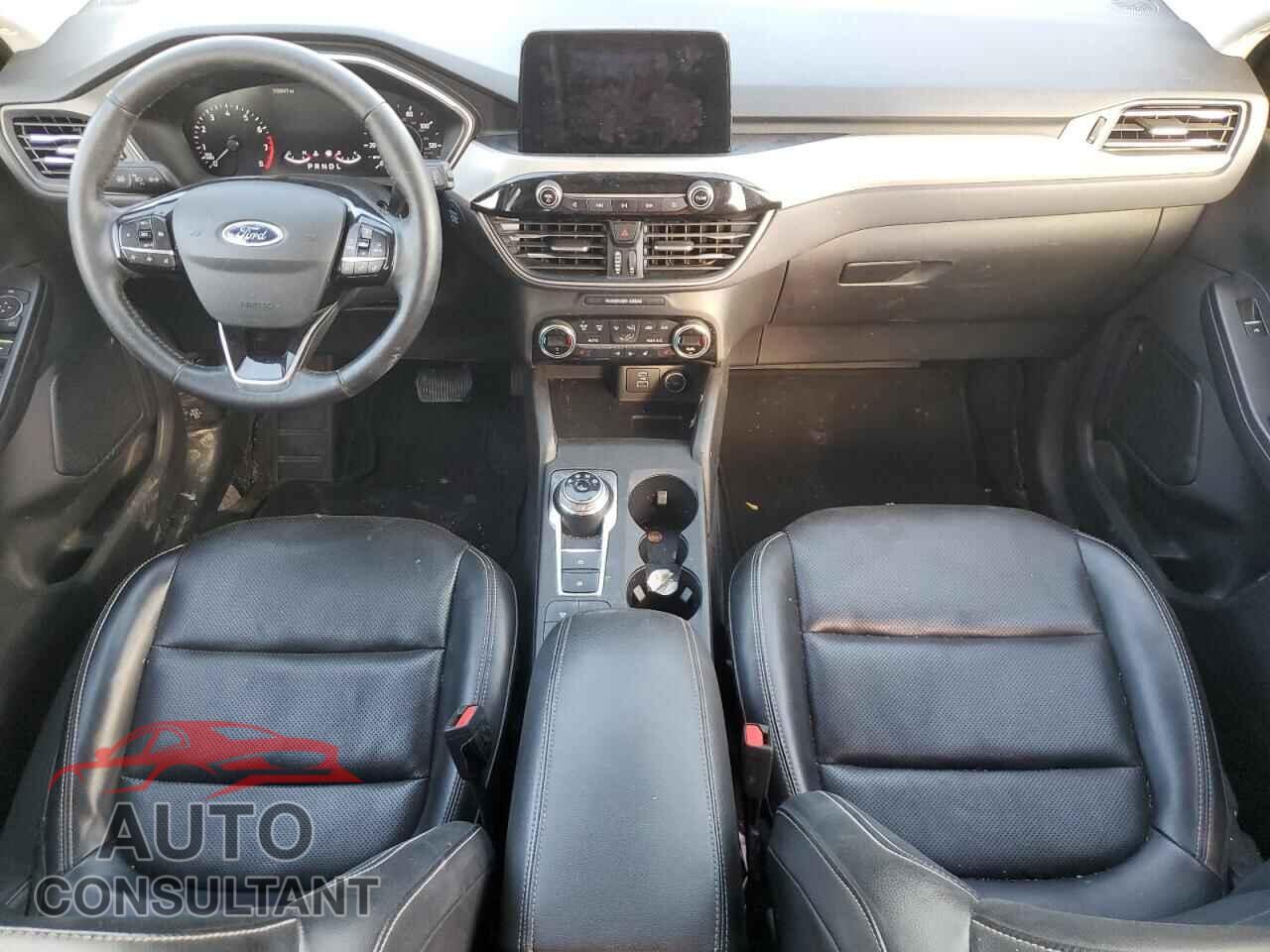 FORD ESCAPE 2021 - 1FMCU9H60MUA64239