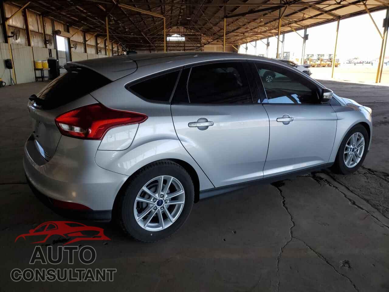 FORD FOCUS 2016 - 1FADP3K25GL362708