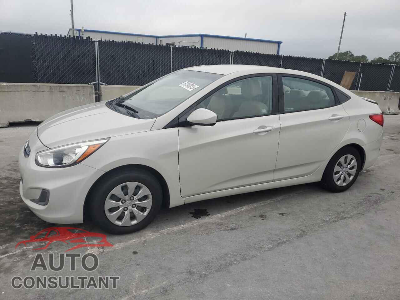 HYUNDAI ACCENT 2017 - KMHCT4AE4HU262111