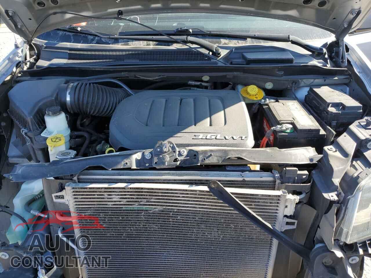 DODGE CARAVAN 2015 - 2C4RDGCG1FR682818