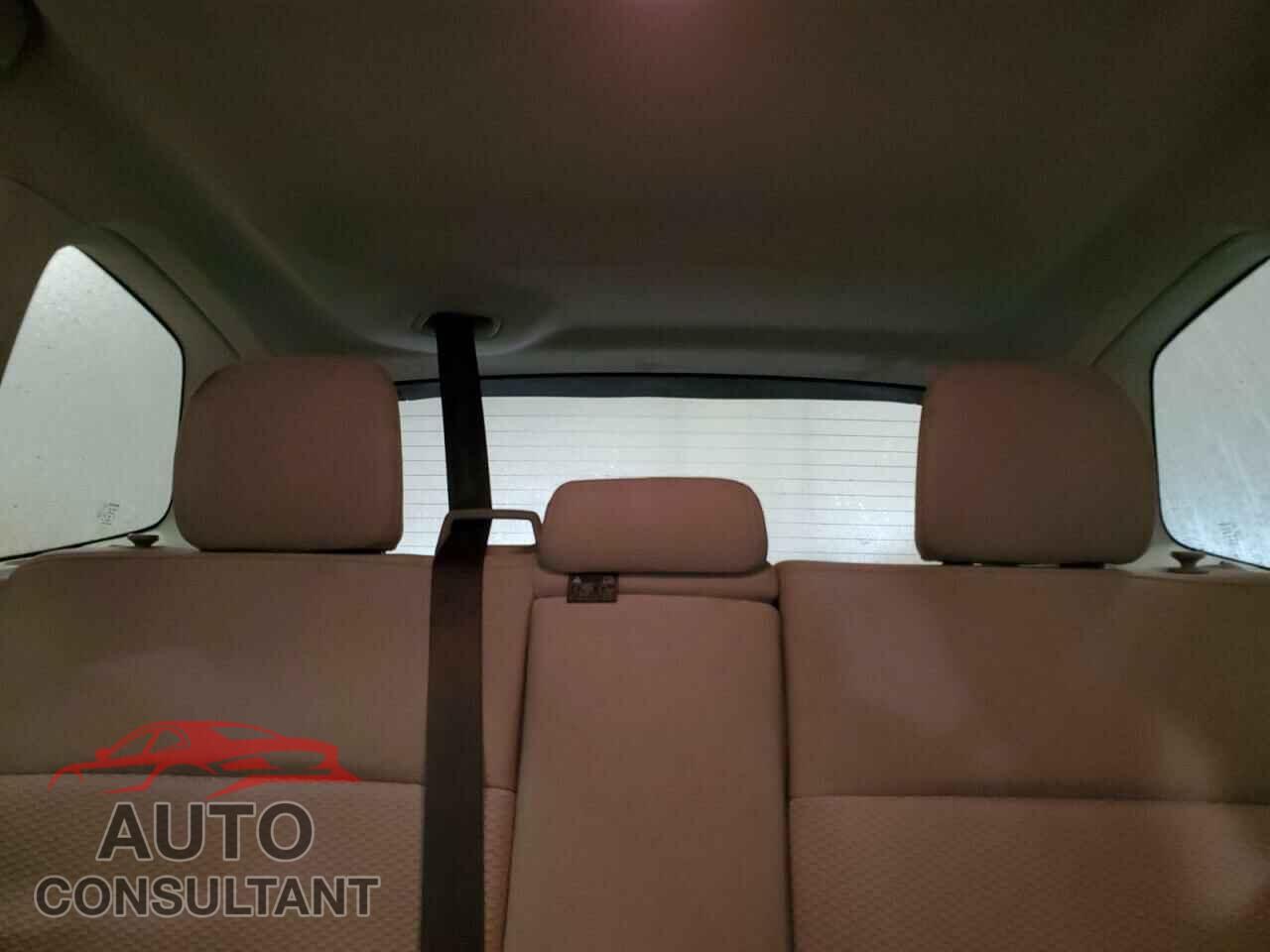 SUBARU FORESTER 2017 - JF2SJAEC0HH497581