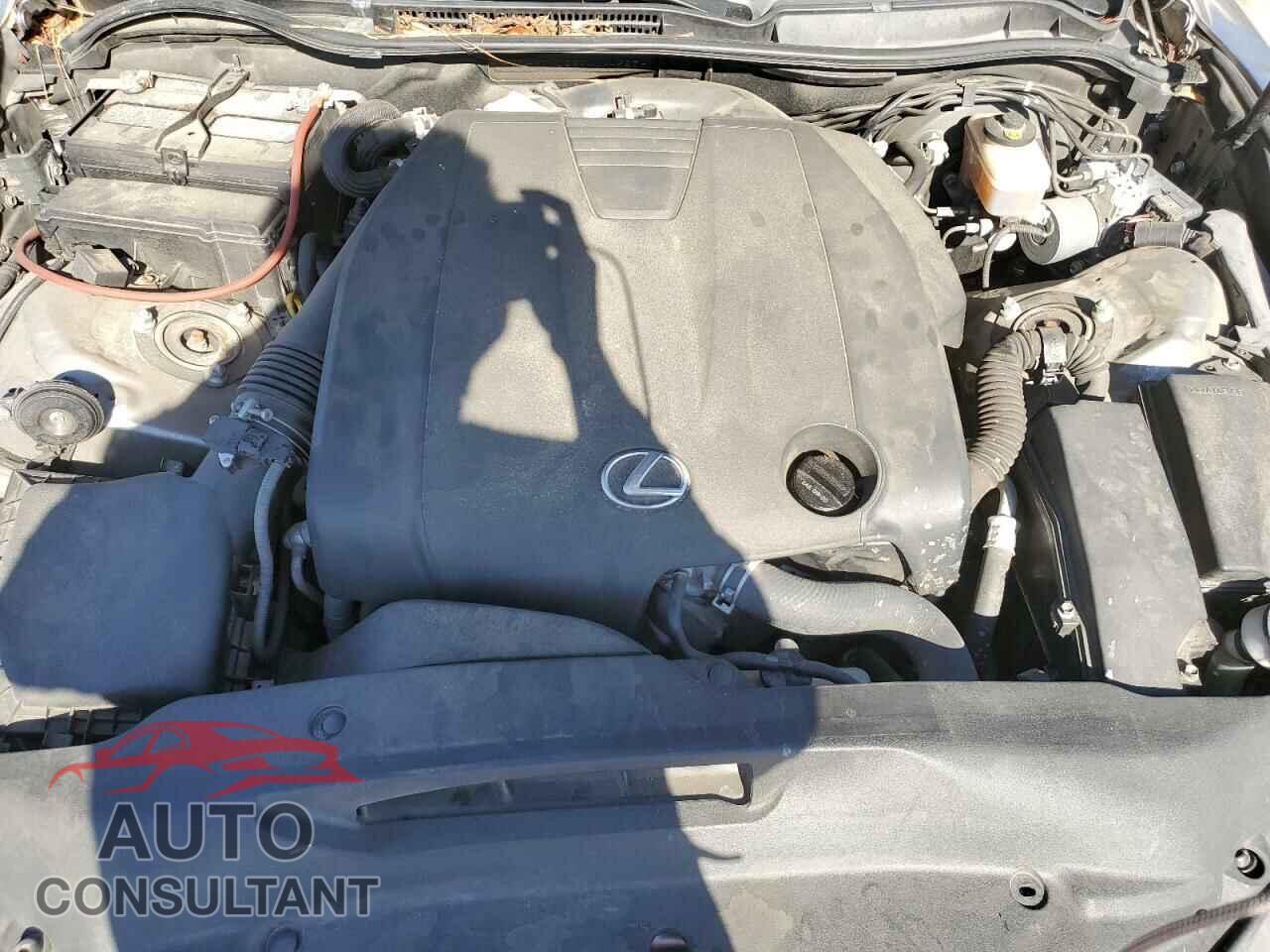 LEXUS IS 2015 - JTHCF1D23F5025983
