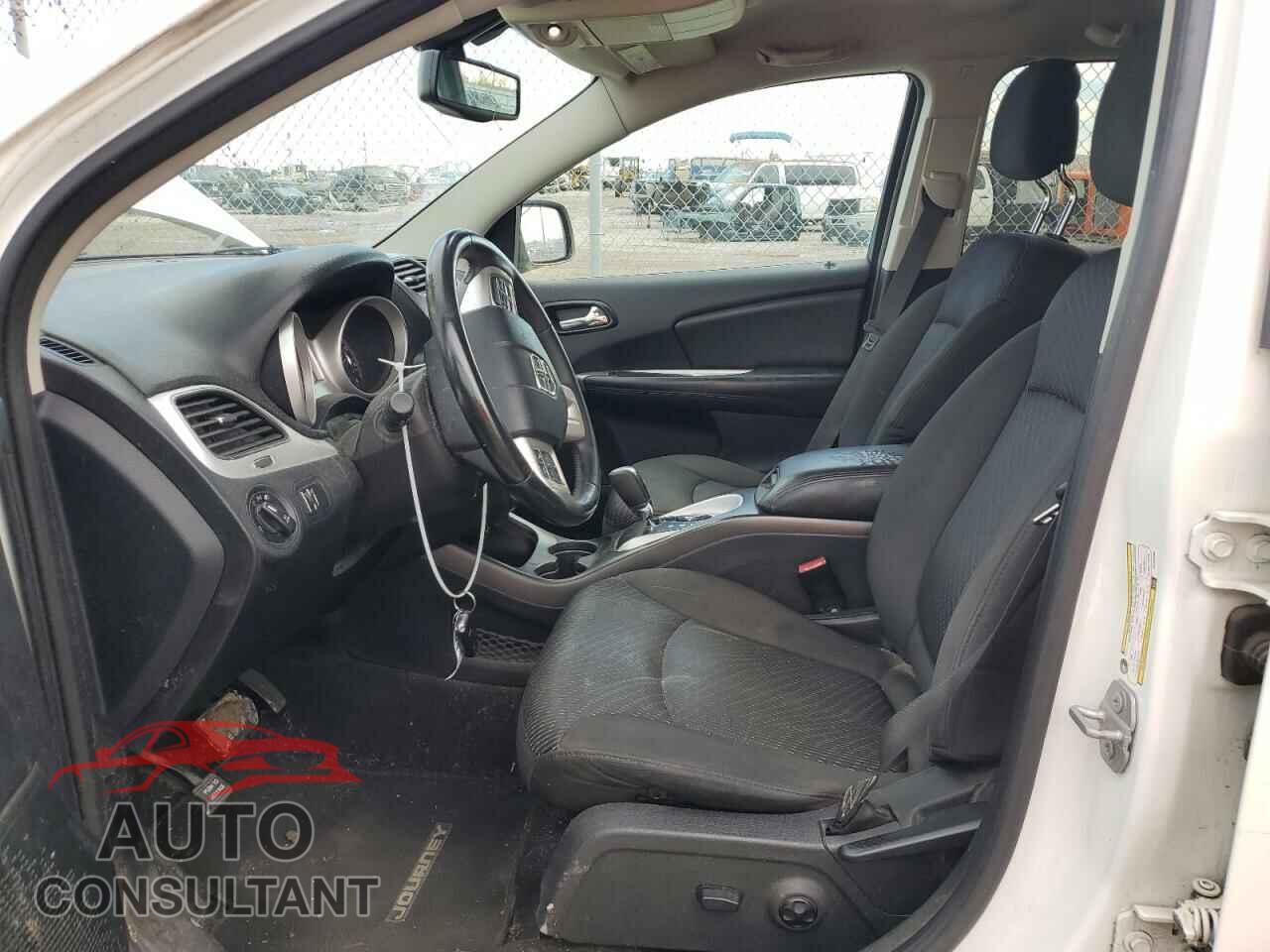 DODGE JOURNEY 2015 - 3C4PDCBB1FT747590