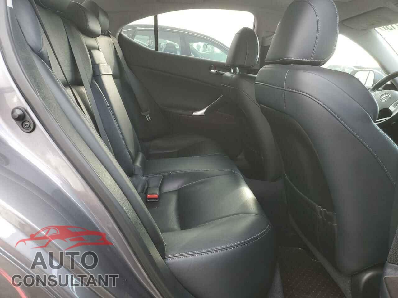 LEXUS IS 2012 - JTHBF5C22C5157990