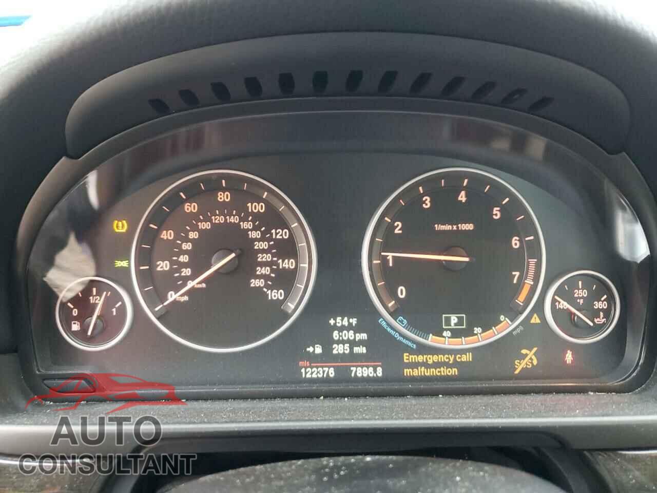 BMW 5 SERIES 2012 - WBAFR7C50CC810955