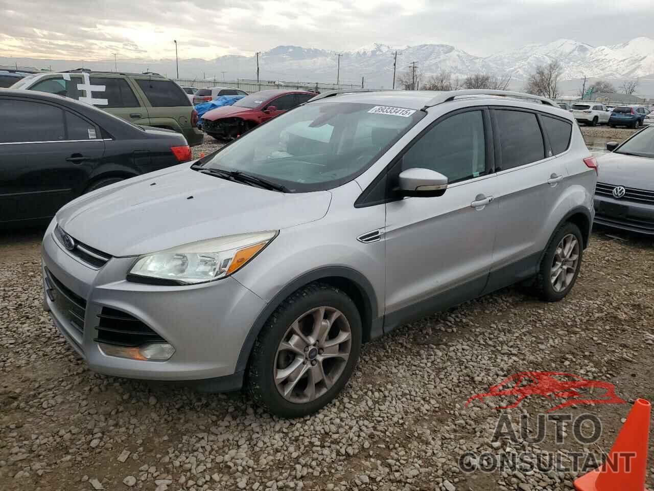 FORD ESCAPE 2015 - 1FMCU9J9XFUB94424