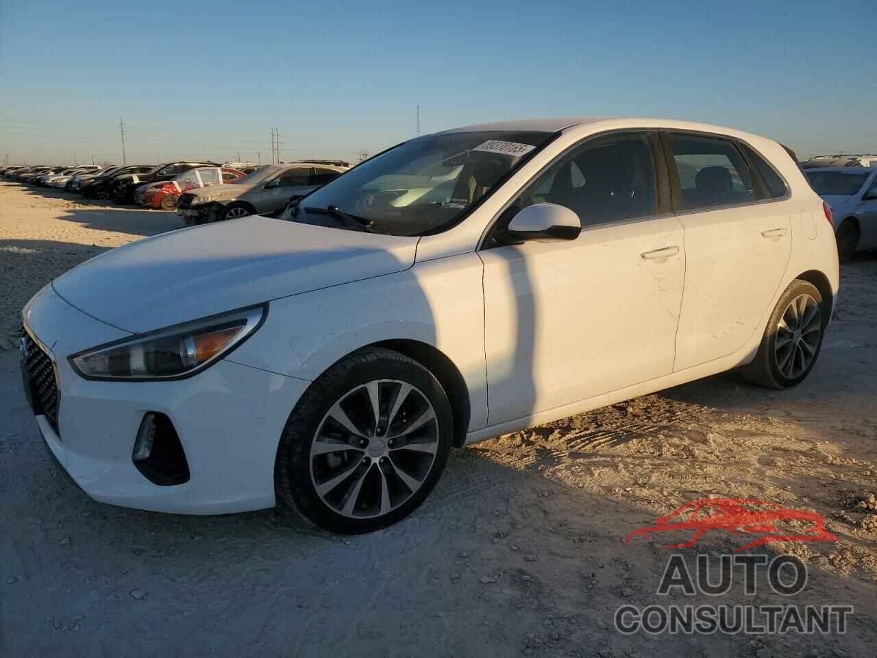 HYUNDAI ELANTRA 2019 - KMHH35LE2KU098857