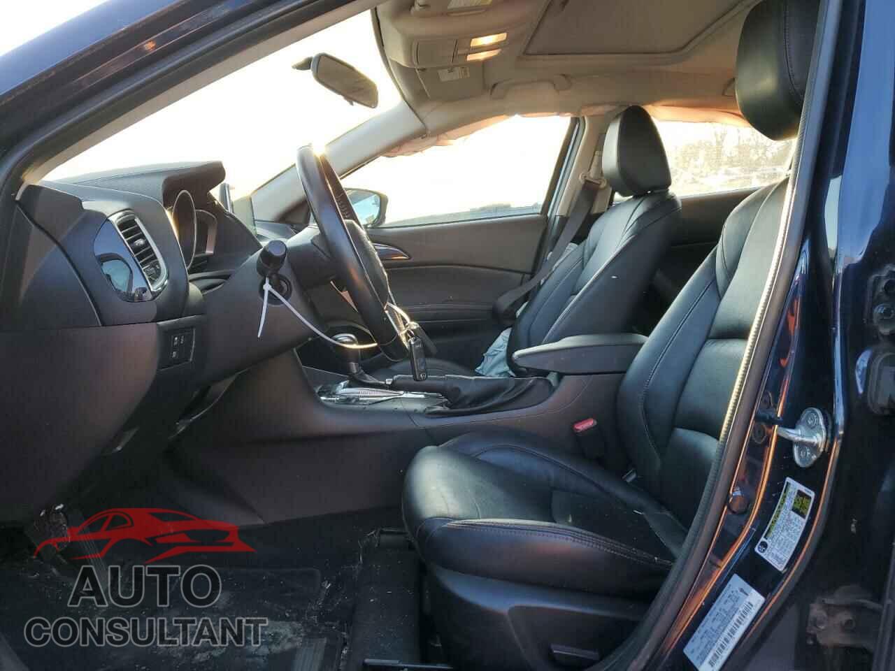 MAZDA 3 2014 - JM1BM1M70E1131859
