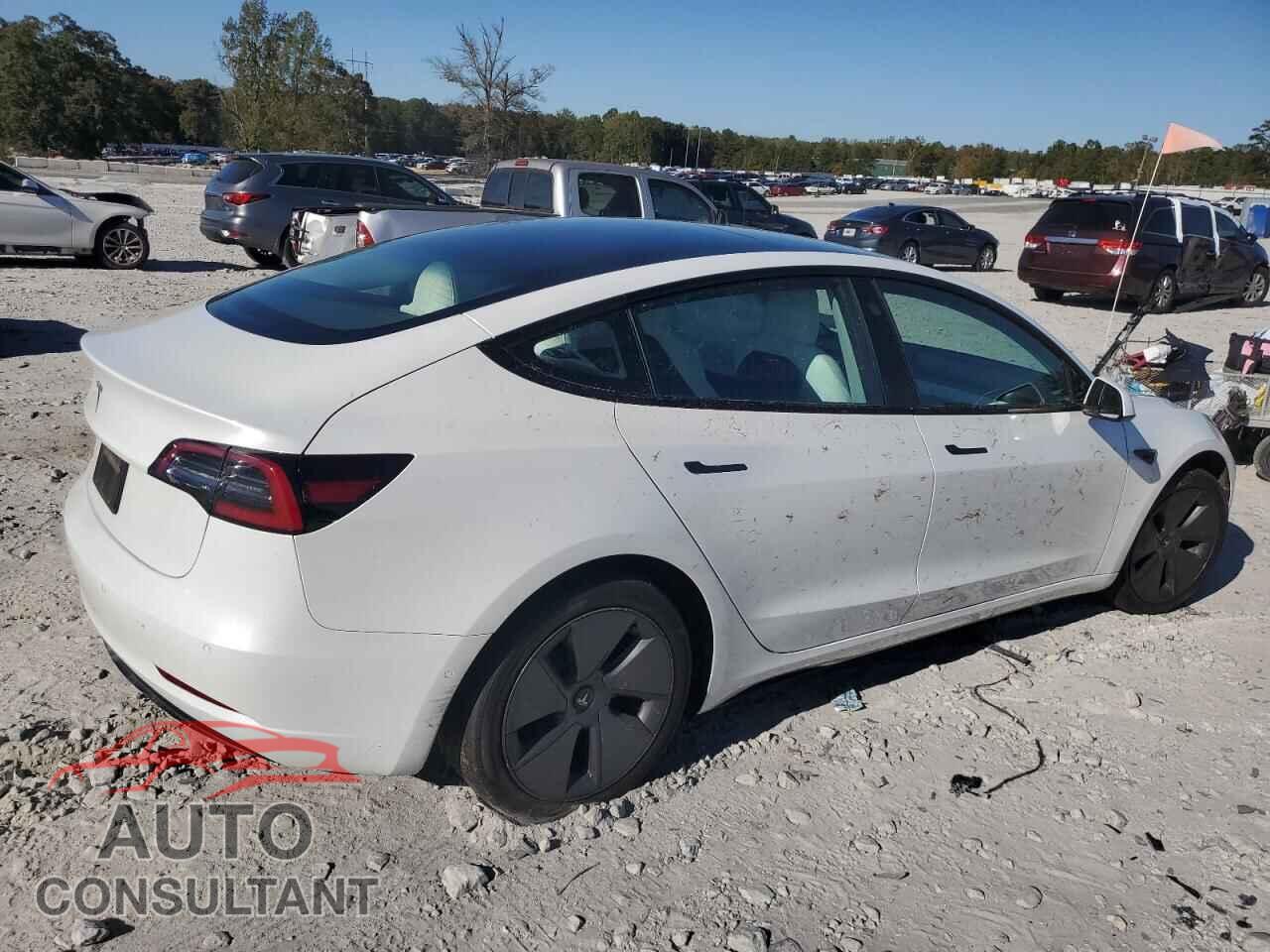 TESLA MODEL 3 2022 - 5YJ3E1EA0NF320336