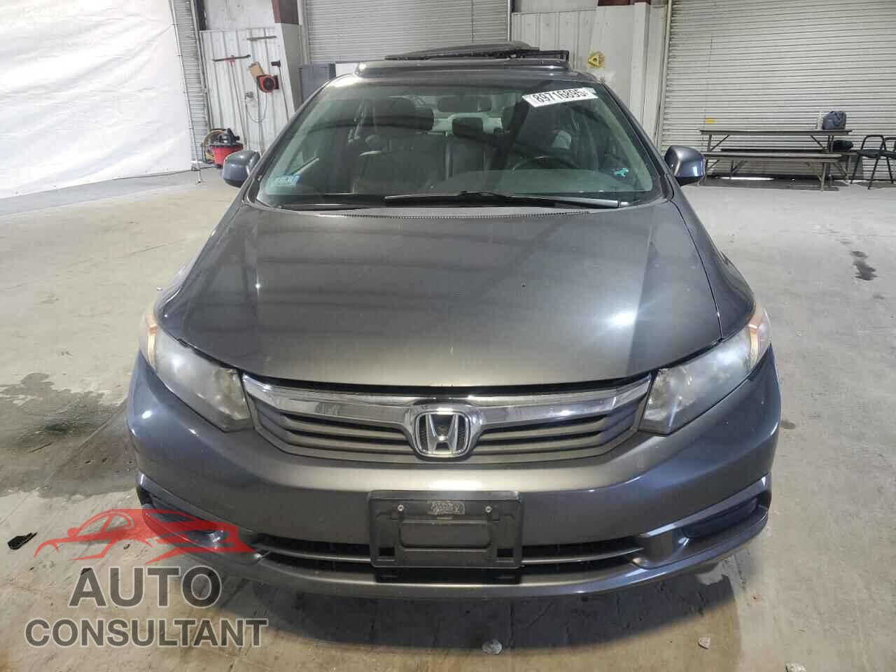 HONDA CIVIC 2012 - 2HGFB2F95CH553203