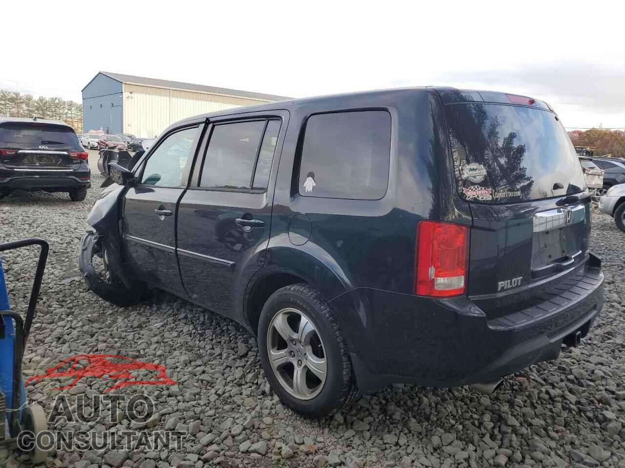 HONDA PILOT 2015 - 5FNYF4H55FB067616