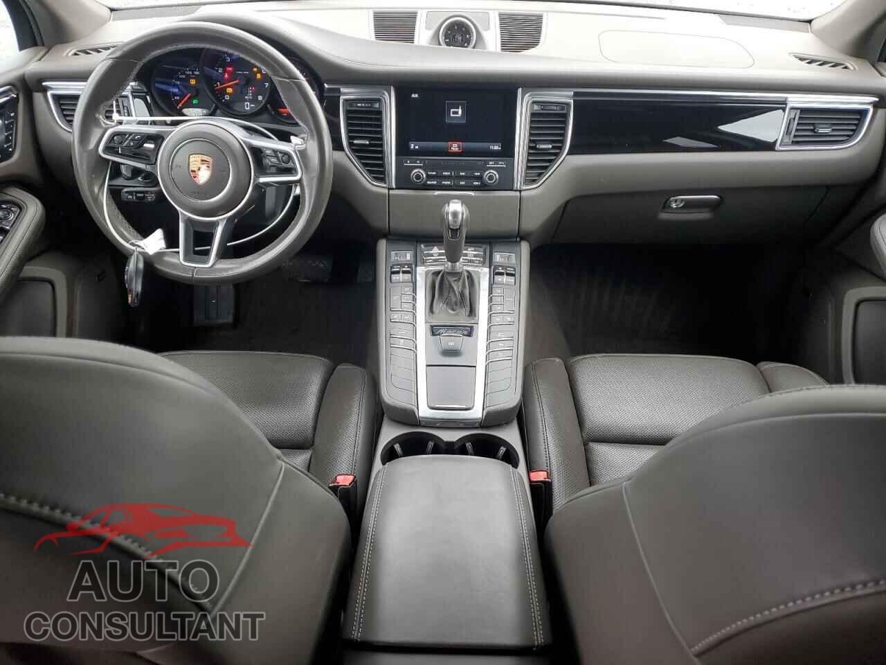PORSCHE MACAN 2017 - WP1AA2A53HLB83457
