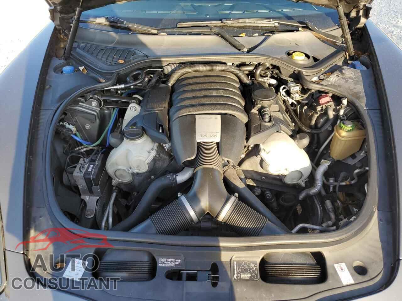 PORSCHE PANAMERA 2014 - WP0AA2A79EL008208