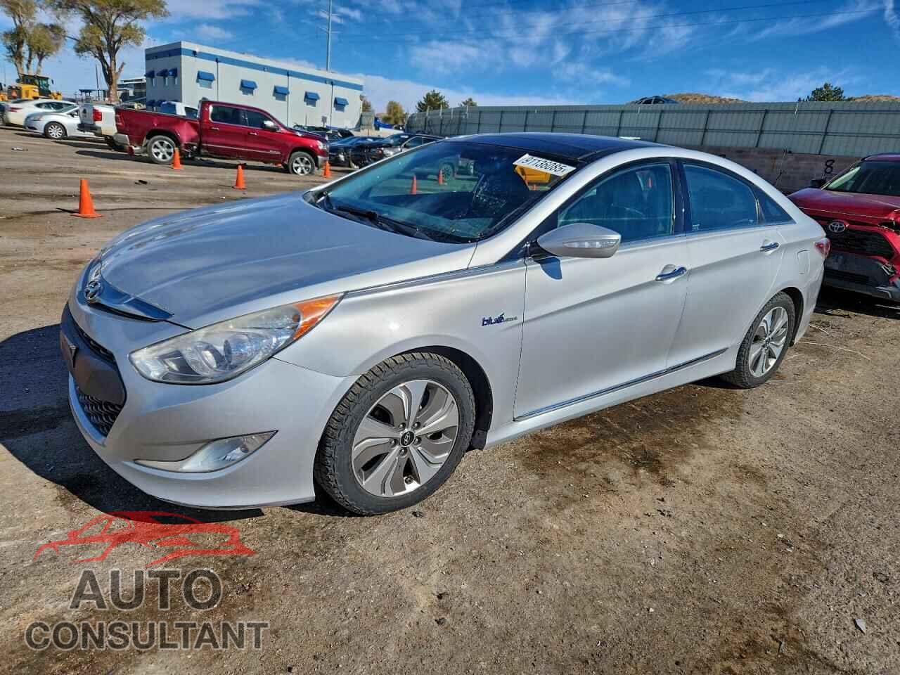 HYUNDAI SONATA 2014 - KMHEC4A42EA106727
