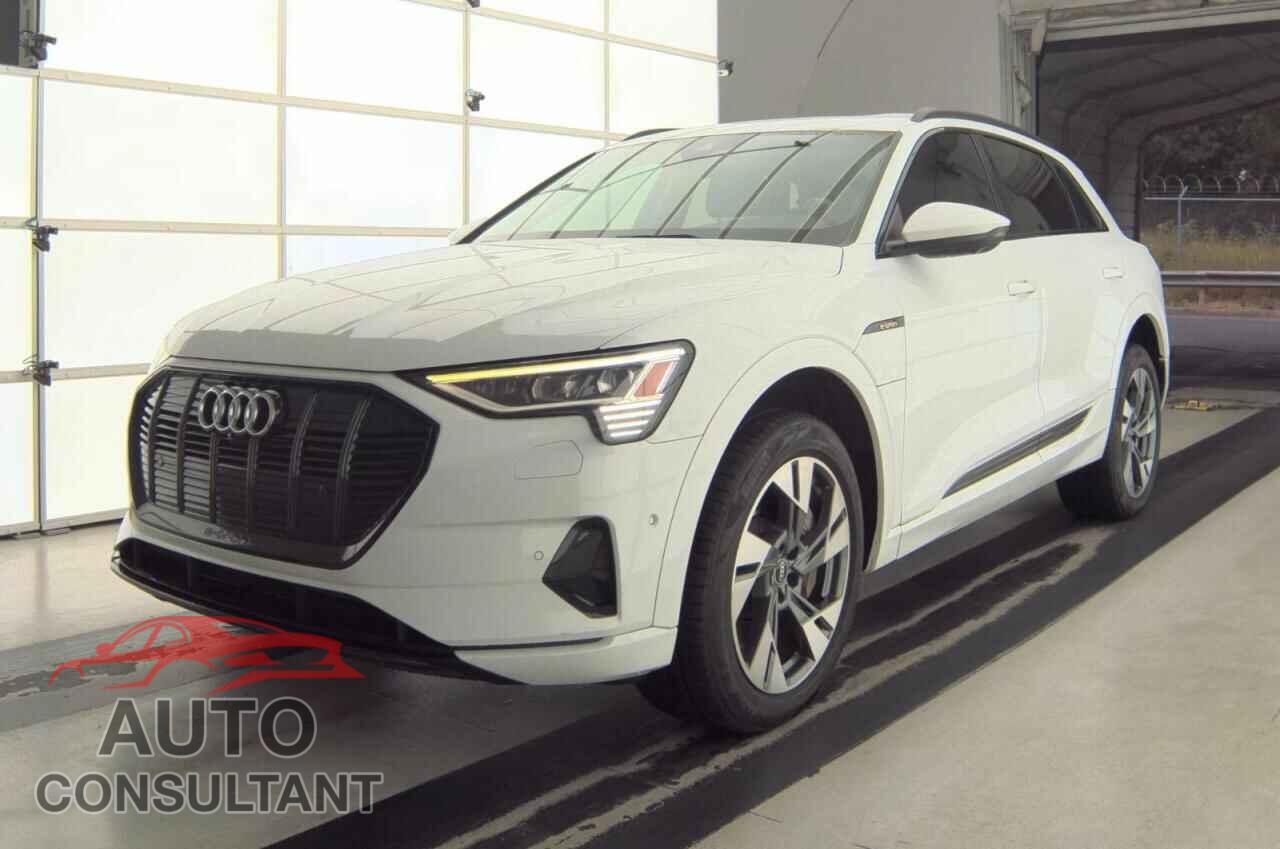AUDI E-TRON 2021 - WA1AAAGE8MB010286