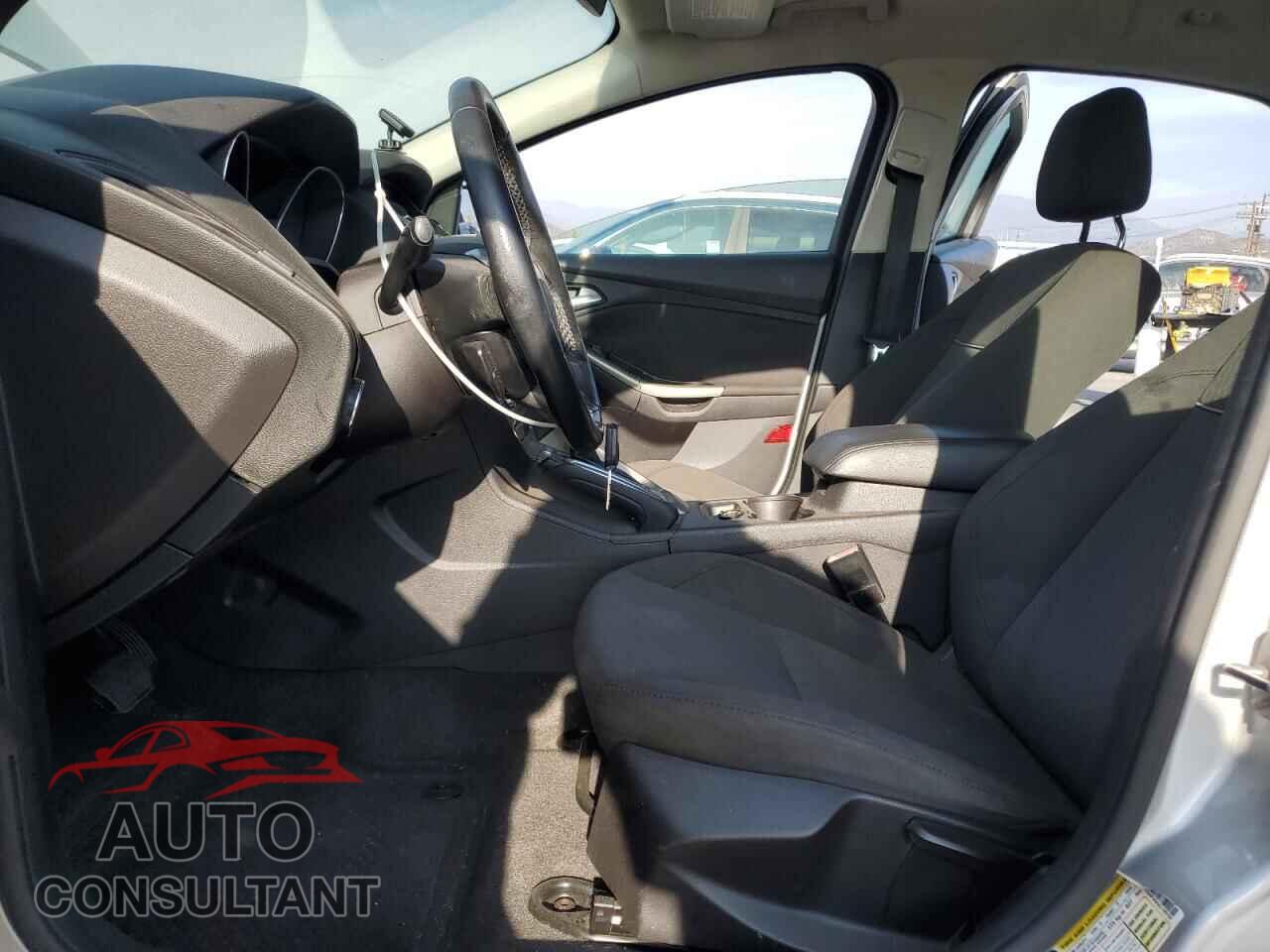 FORD FOCUS 2012 - 1FAHP3H25CL195754