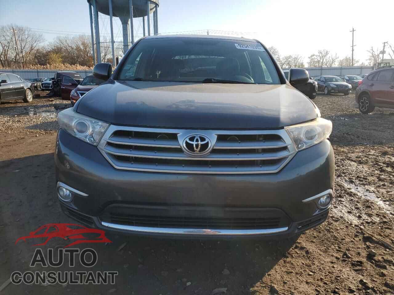 TOYOTA HIGHLANDER 2013 - 5TDBK3EH5DS264076