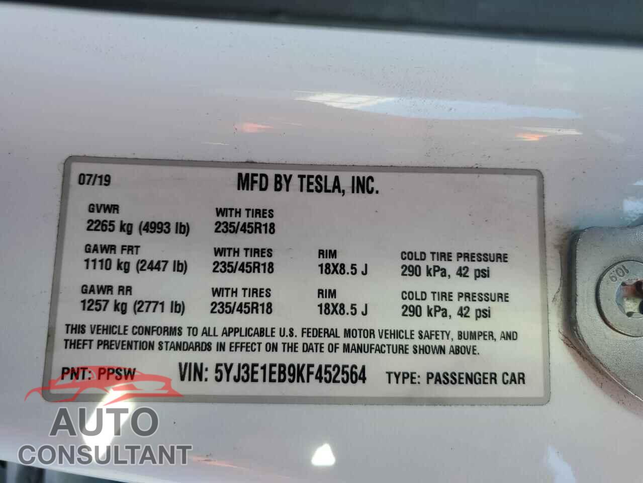 TESLA MODEL 3 2019 - 5YJ3E1EB9KF452564