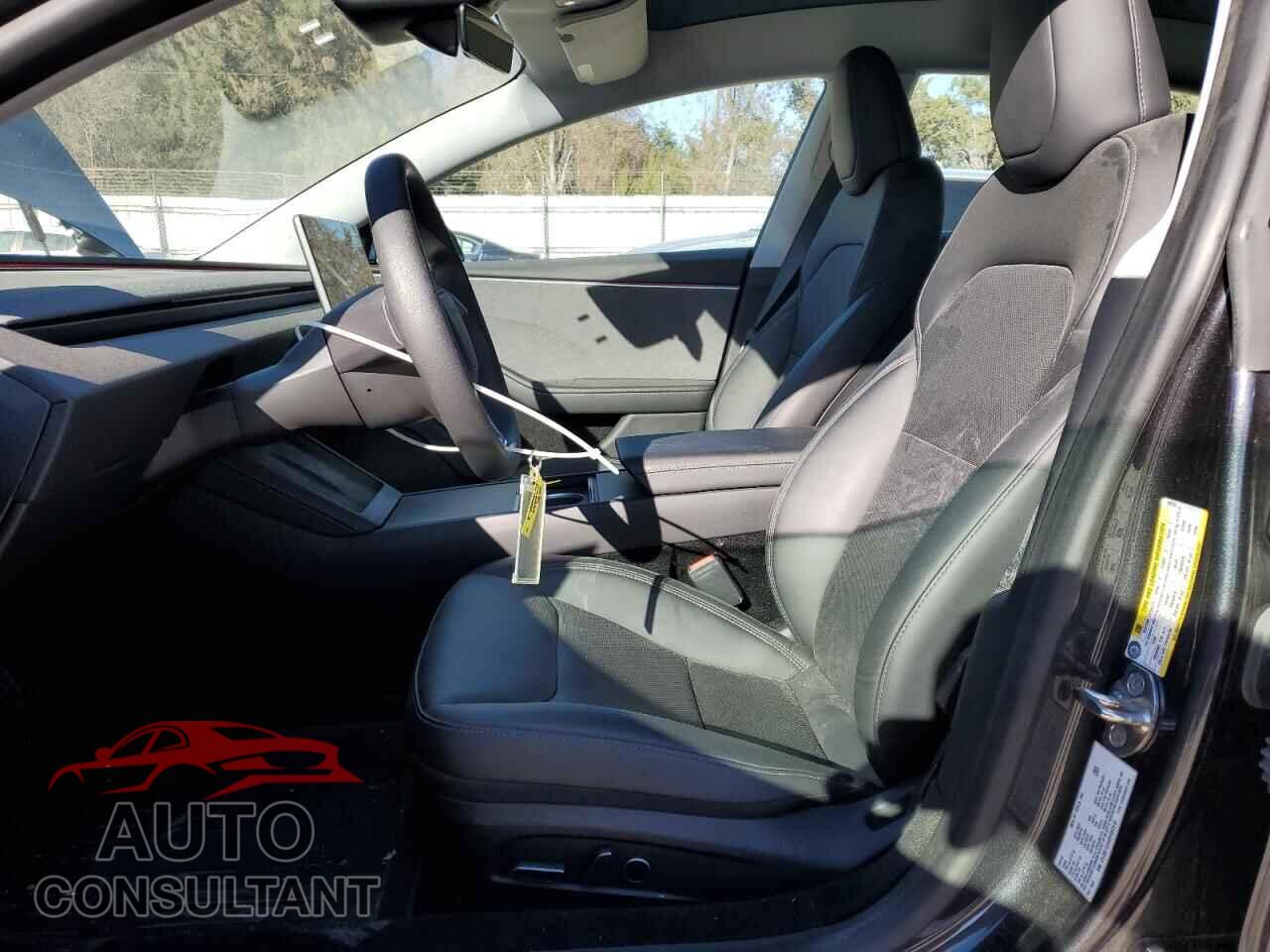 TESLA MODEL 3 2024 - 5YJ3E1EA4RF862416