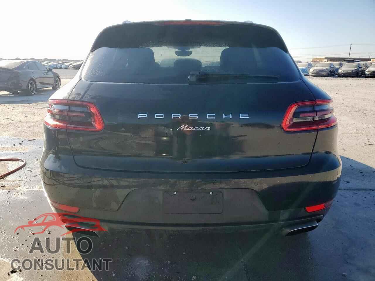 PORSCHE MACAN 2018 - WP1AA2A55JLB05901