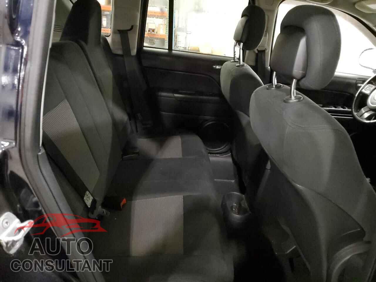 JEEP COMPASS 2011 - 1J4NF1FB2BD226100