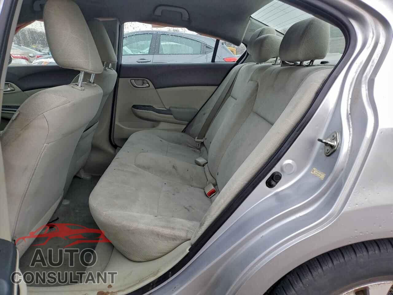 HONDA CIVIC 2012 - 19XFB2F50CE379645