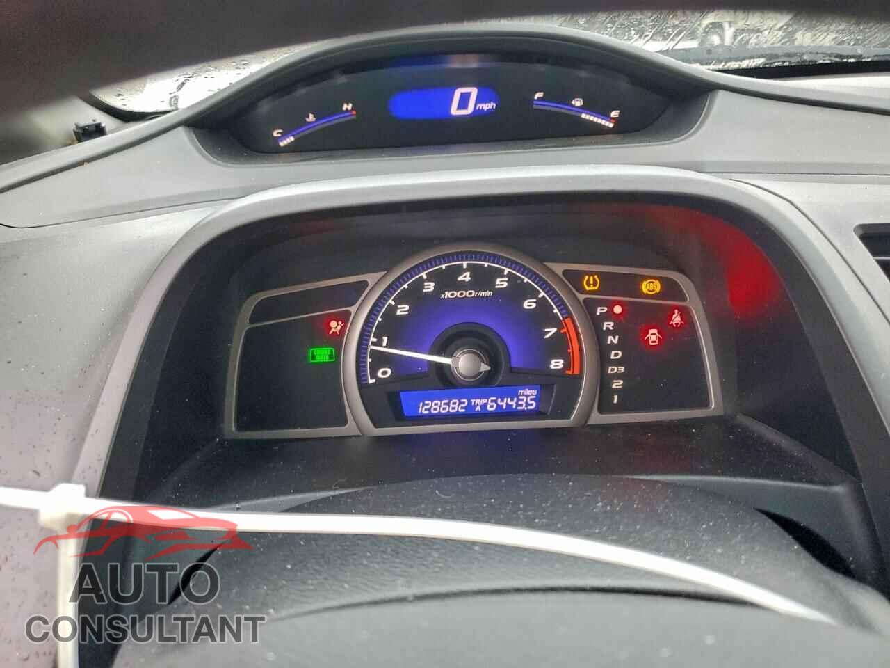 HONDA CIVIC 2010 - 19XFA1F58AE084836