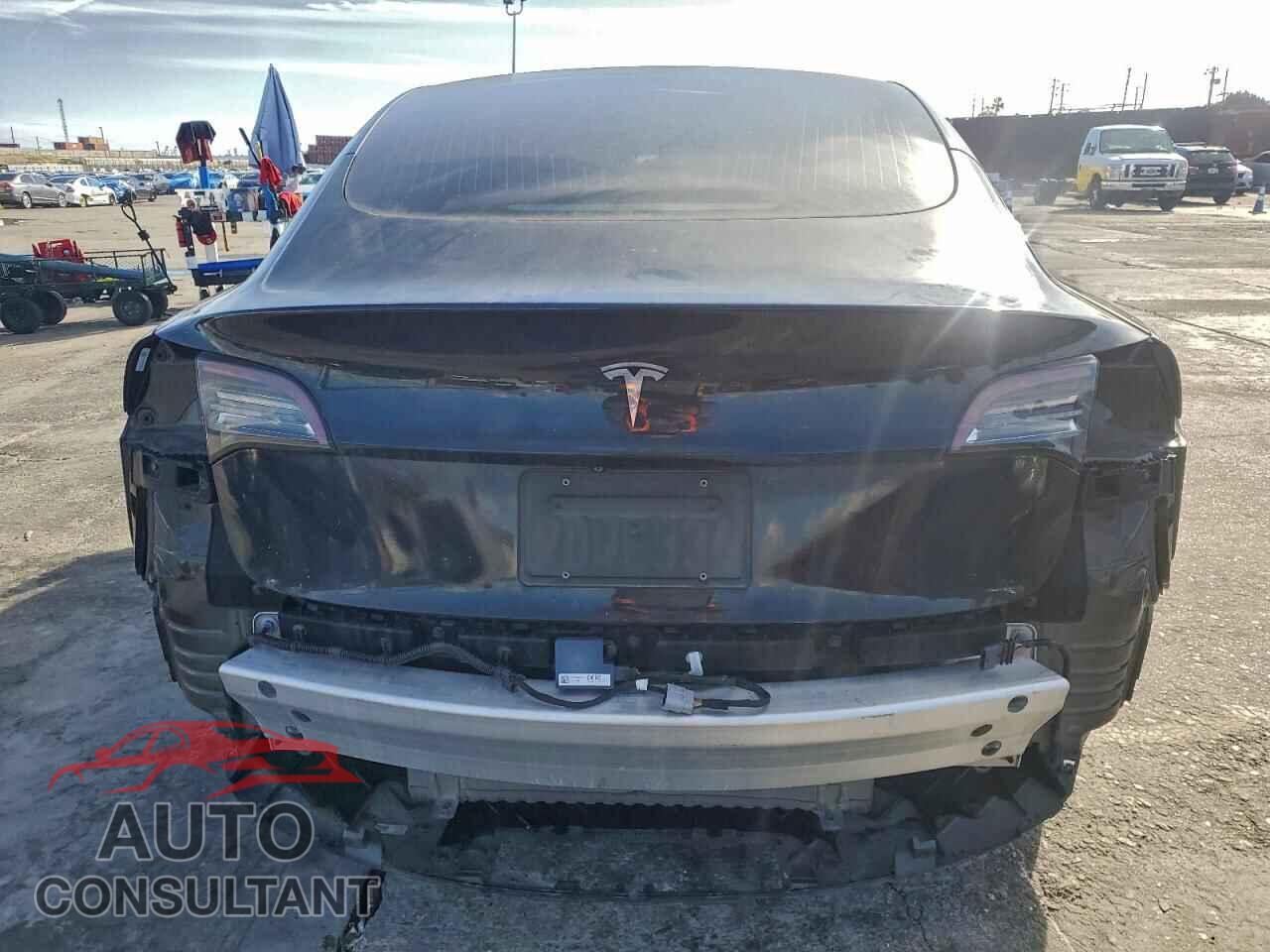 TESLA MODEL 3 2020 - 5YJ3E1EAXLF611326