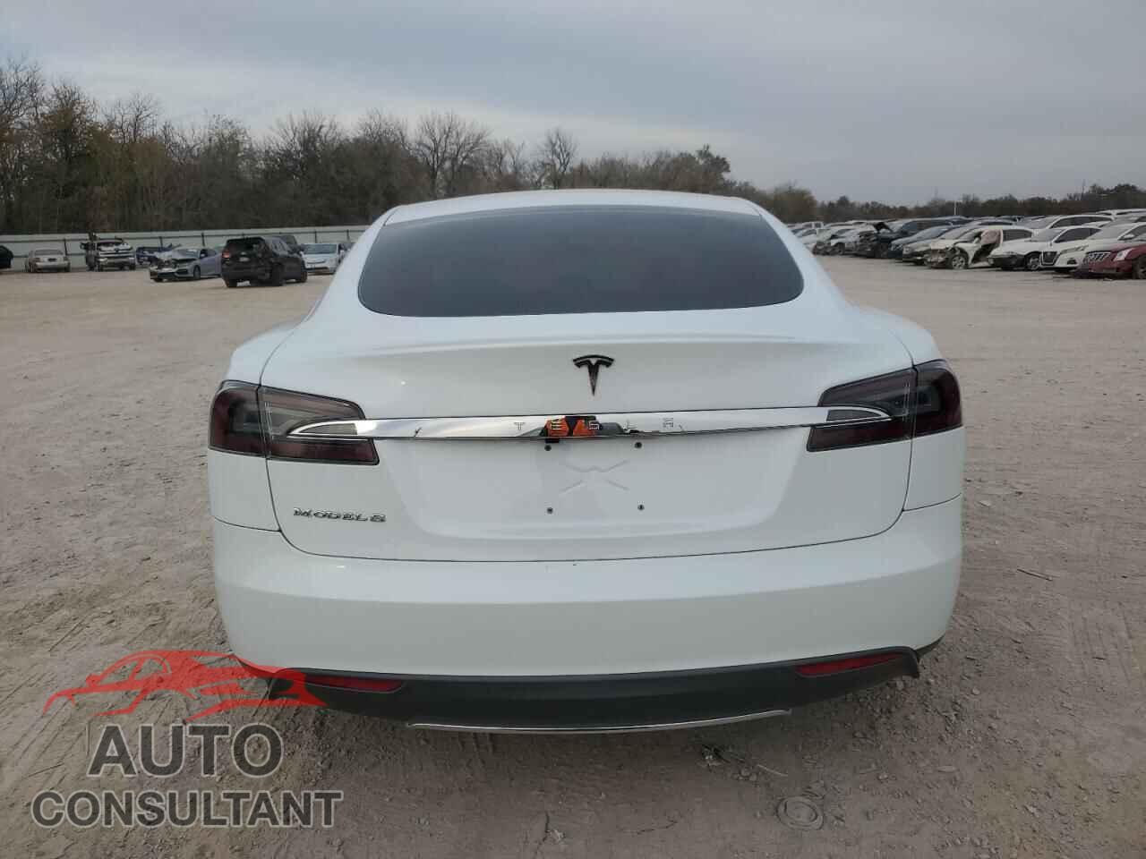 TESLA MODEL S 2013 - 5YJSA1BC2DFP10222