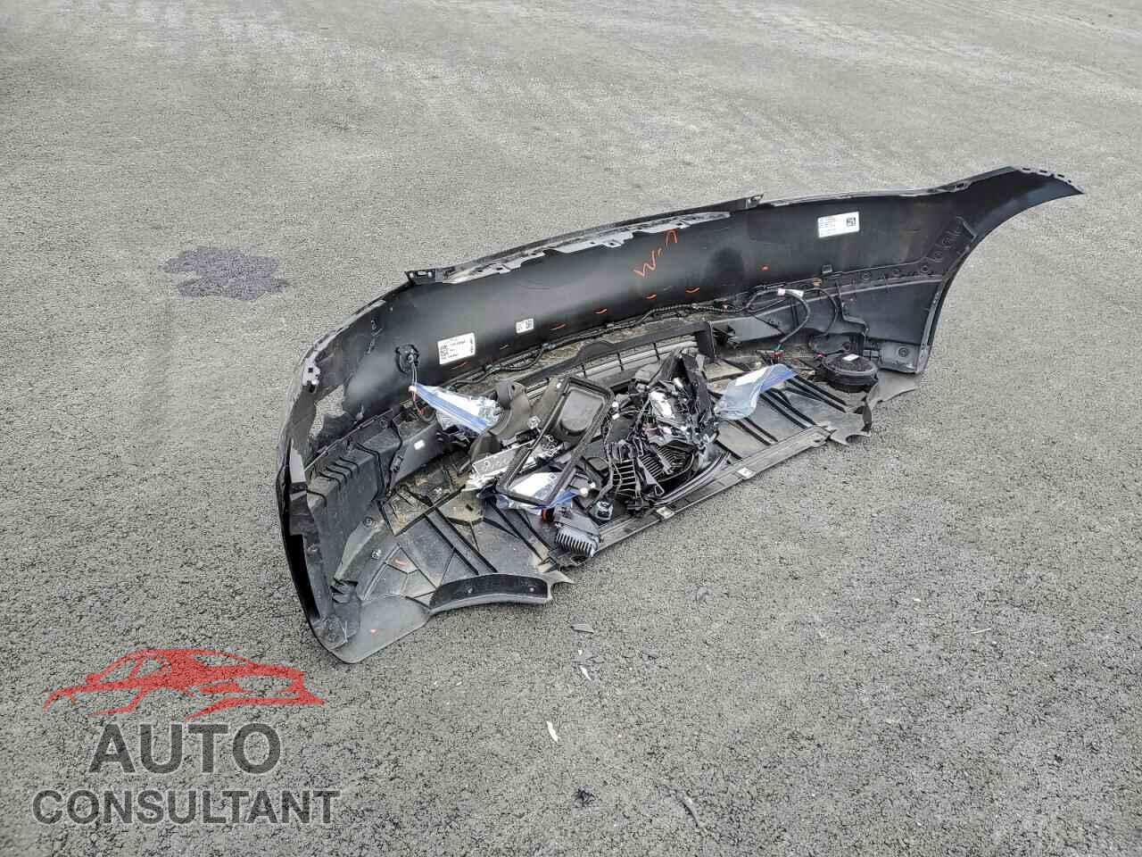 TESLA MODEL 3 2024 - 5YJ3E1EBXRF796785