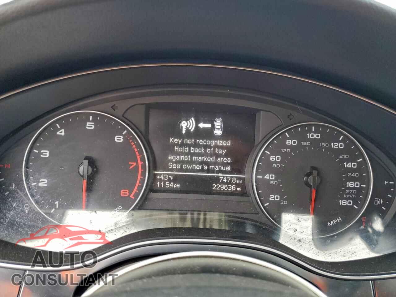 AUDI A6 2013 - WAUFFAFC7DN044258
