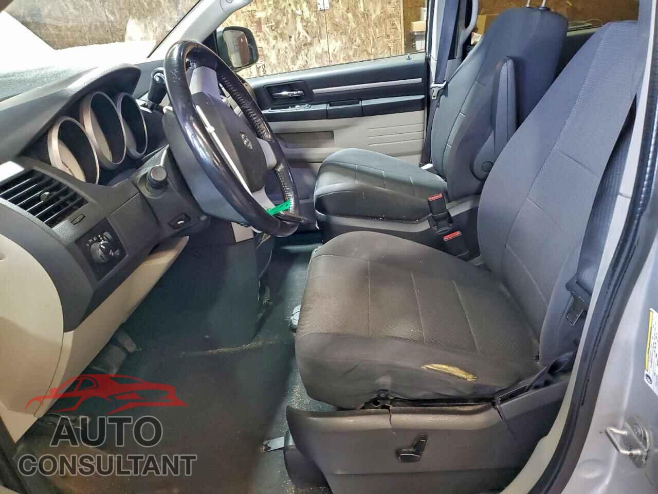 DODGE CARAVAN 2009 - 2D8HN54169R520017
