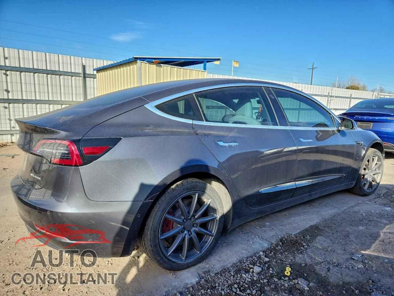 TESLA MODEL 3 2018 - 5YJ3E1EB3JF111868