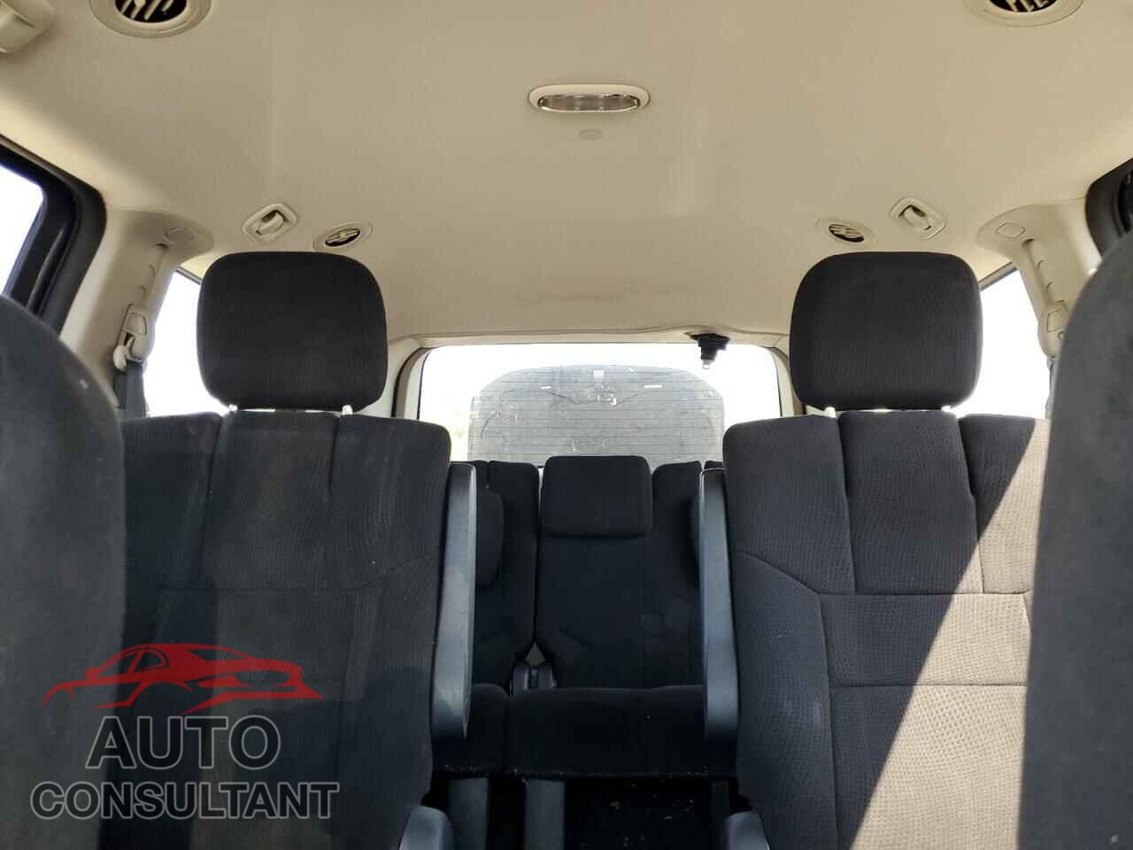 DODGE CARAVAN 2011 - 2D4RN3DG2BR621561