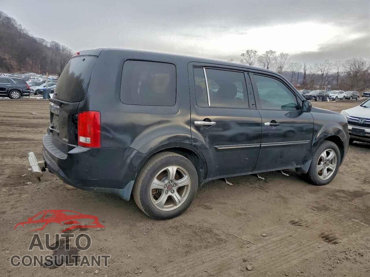 HONDA PILOT 2013 - 5FNYF4H72DB052697