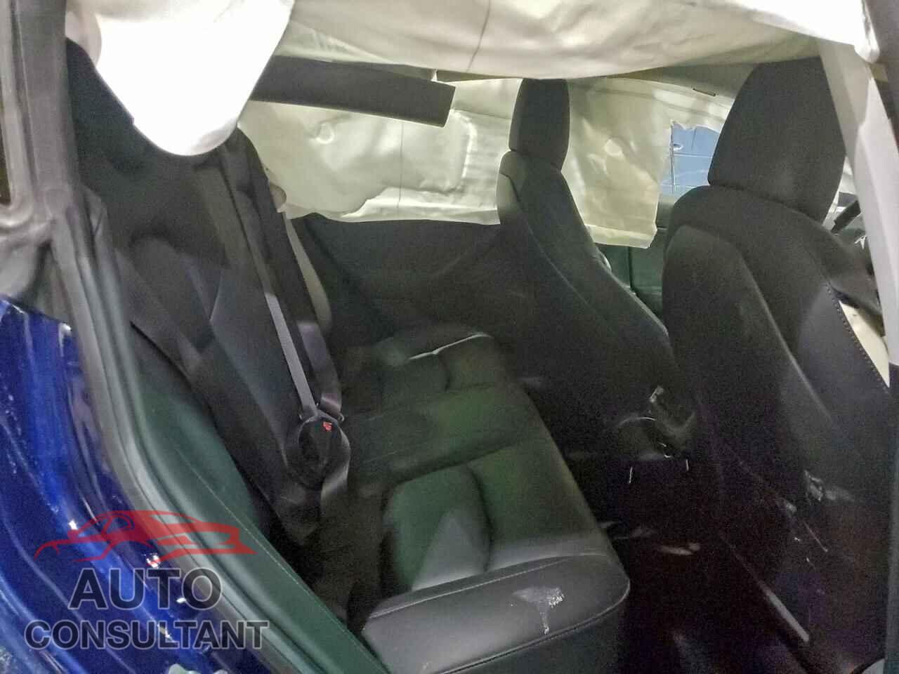 TESLA MODEL 3 2018 - 5YJ3E1EA1JF020962