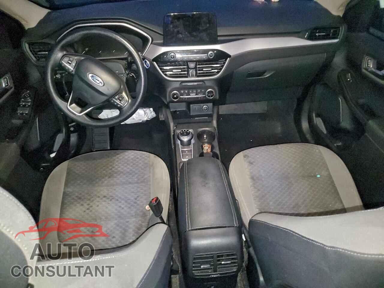 FORD ESCAPE 2020 - 1FMCU0G60LUA48845