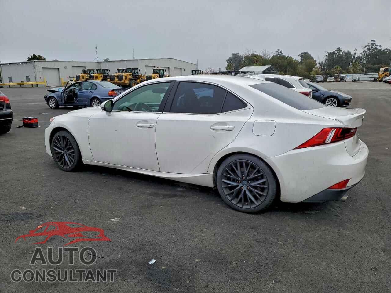 LEXUS IS 2016 - JTHBA1D25G5031702