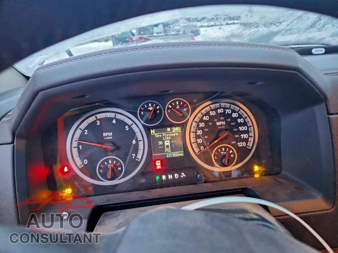 DODGE RAM 1500 2012 - 1C6RD7NT0CS130965