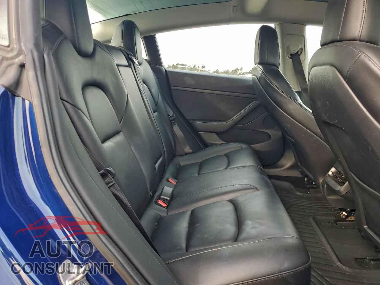 TESLA MODEL 3 2022 - 5YJ3E1EA0NF187366