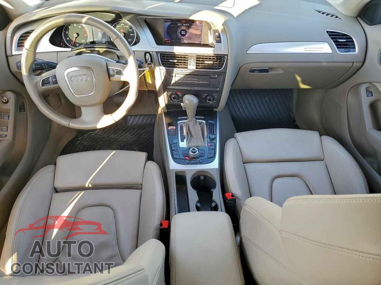 AUDI A4 2012 - WAUWFAFL8CA048485