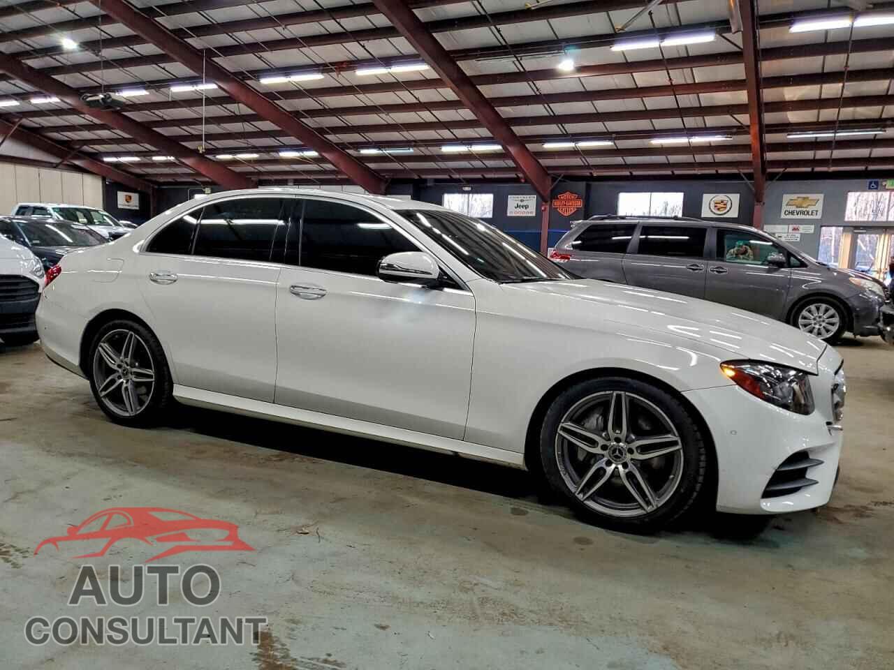 MERCEDES-BENZ E-CLASS 2018 - WDDZF4JB3JA333906