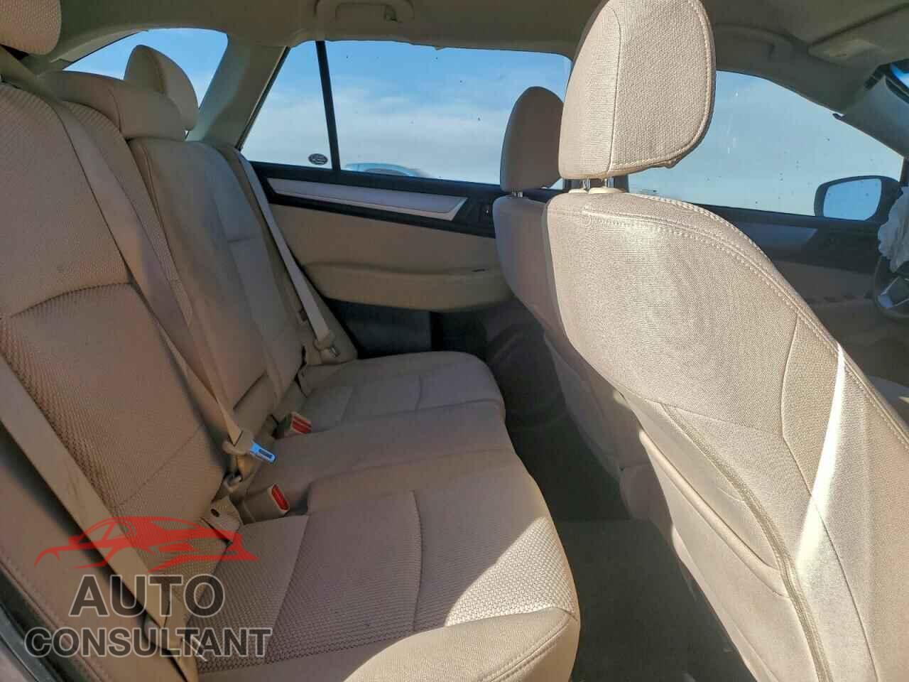 SUBARU OUTBACK 2019 - 4S4BSABC4K3372082