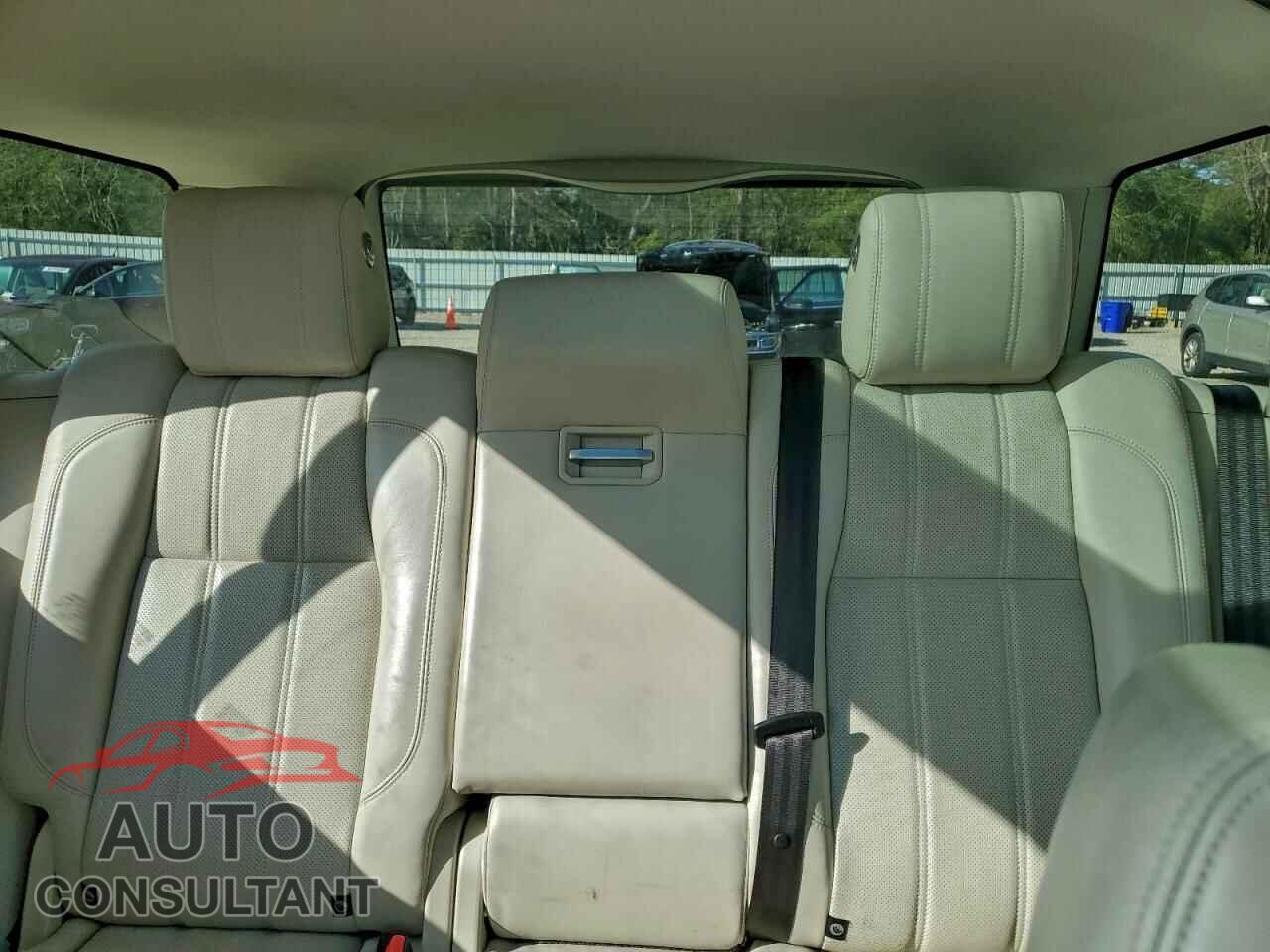 LAND ROVER RANGEROVER 2015 - SALGS2TF9FA240843