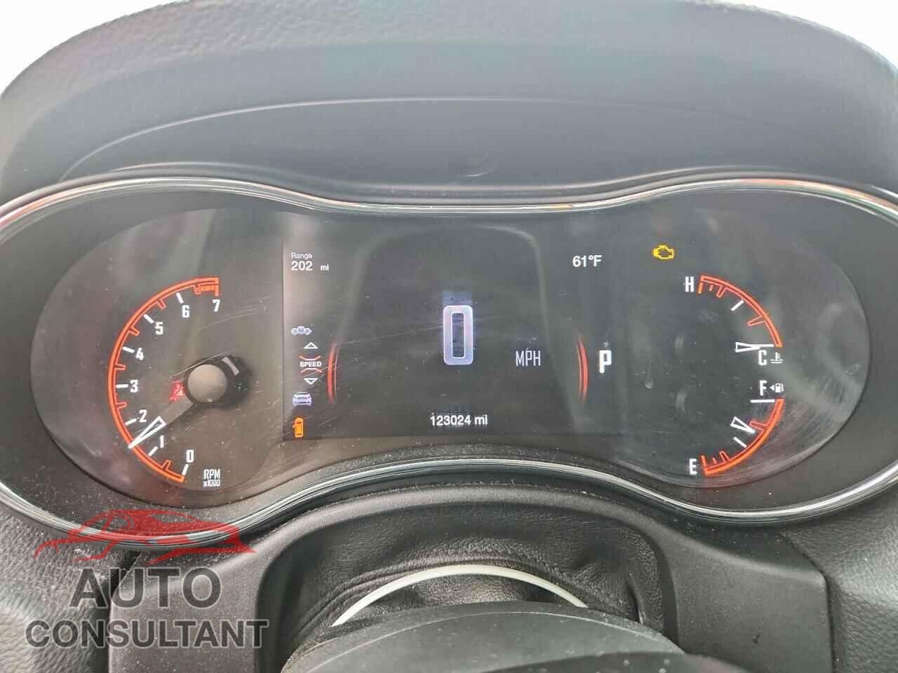 DODGE DURANGO 2017 - 1C4RDJAG6HC861013